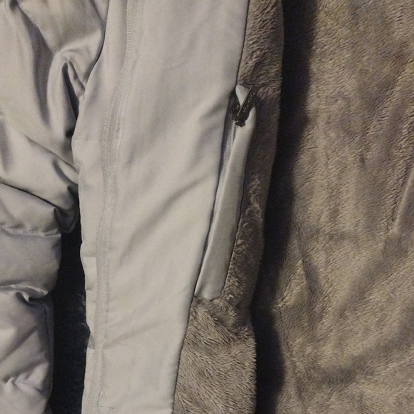 Calvin Klein Light Gray Hooded Puffer Jacket​ - Picture 4 of 7